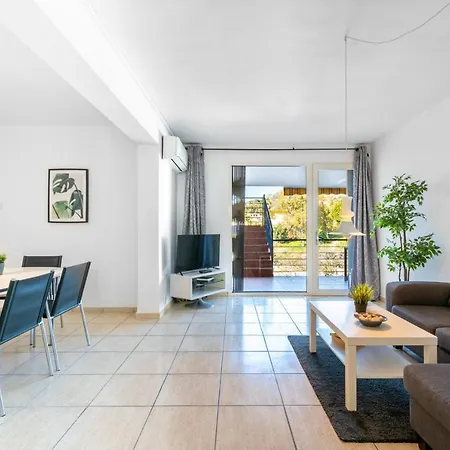 Casa Torremuelle I - 2-bedroom With Pool, Bbq & Terrace *